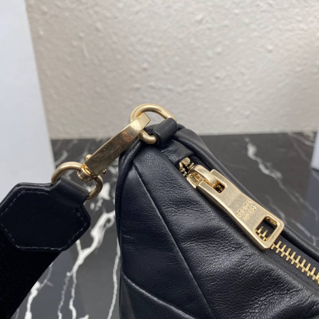 Prada Re-Edition 2005 Replica Hobo Bag