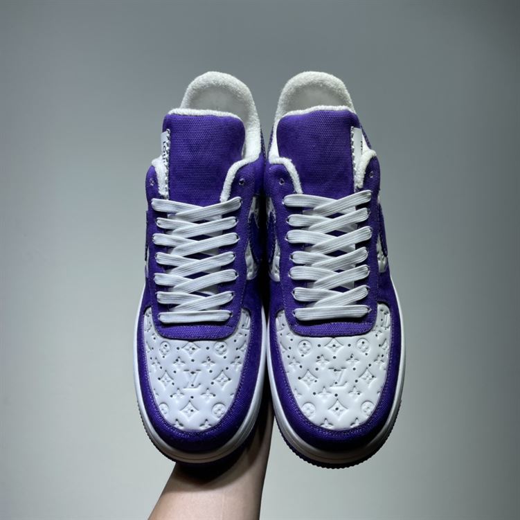 LOUIS VUITTON X NIKE AIR FORCE 1 LOW-TOP SNEAKERS   LVS138