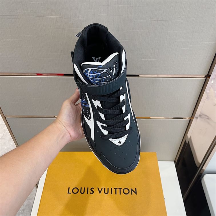 LOUIS VUITTON LV TRAINER 2 SNEAKER   LVS055