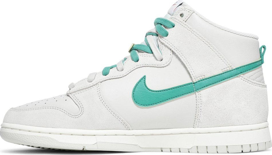 Dunk High SE GS  First Use Pack-Green Noise  DD0733-001