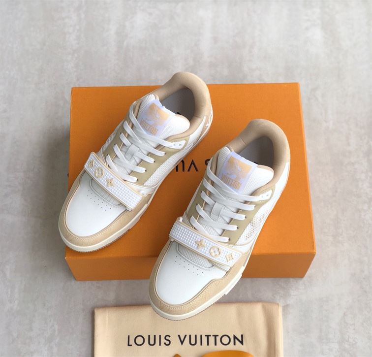LOUIS VUITTON TRAINER BEIGE WHITE   LVS014