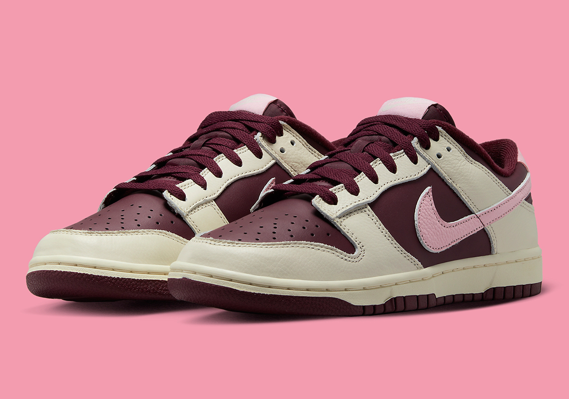 Wmns Dunk Low  Valentine s Day  DR9705-100