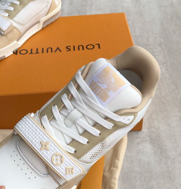 LOUIS VUITTON TRAINER BEIGE WHITE   LVS014