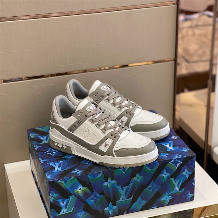 LOUIS VUITTON TRAINER SNEAKER- LVS028