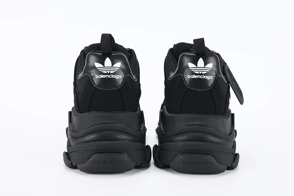 BALENCIAGA ADS BLACK