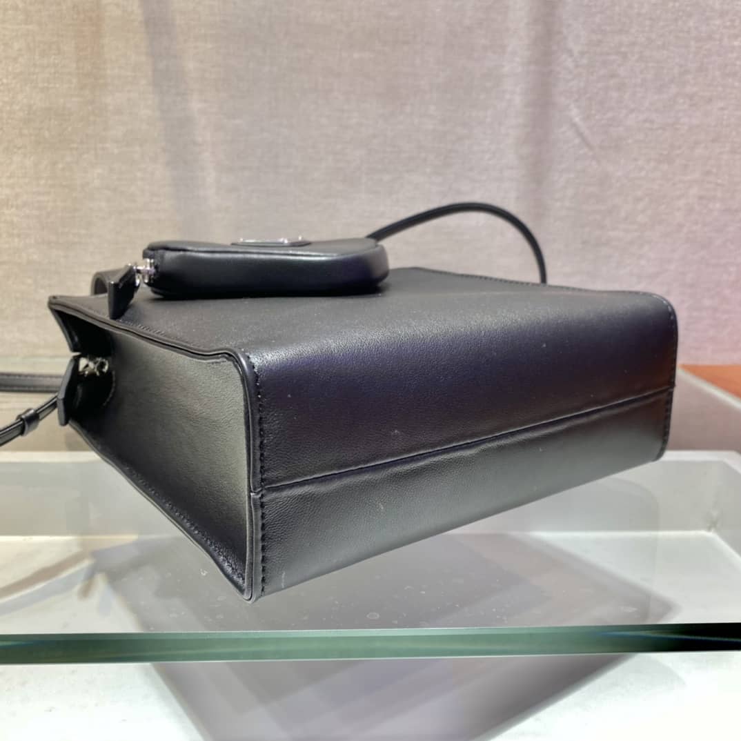 Replica Pradas Nappa Leather Replica Tote