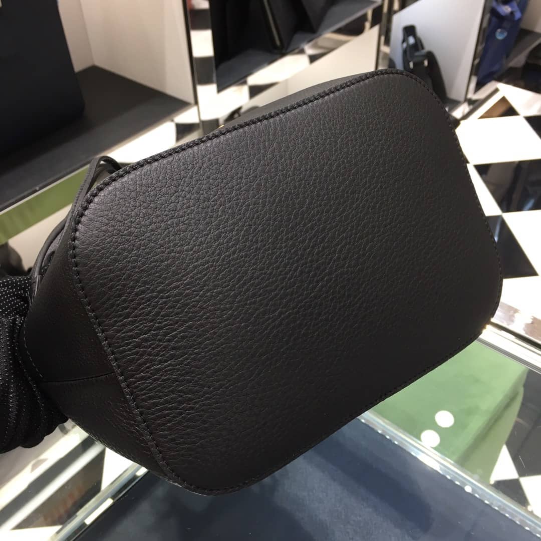 Best Replica Prada Leather Replica Bucket Bag(ColaReps)
