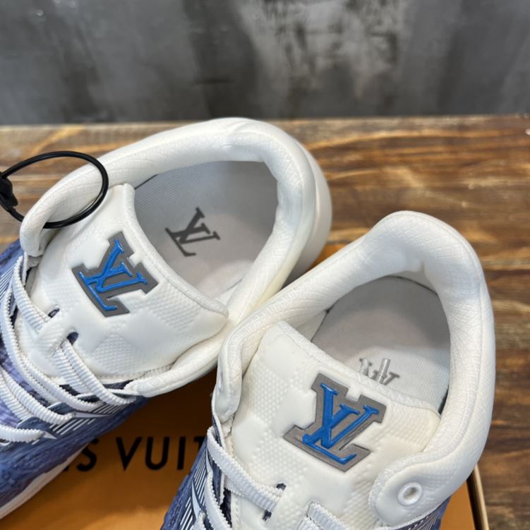 LOUIS VUITTON SHOW UP SNEAKER   LVS089