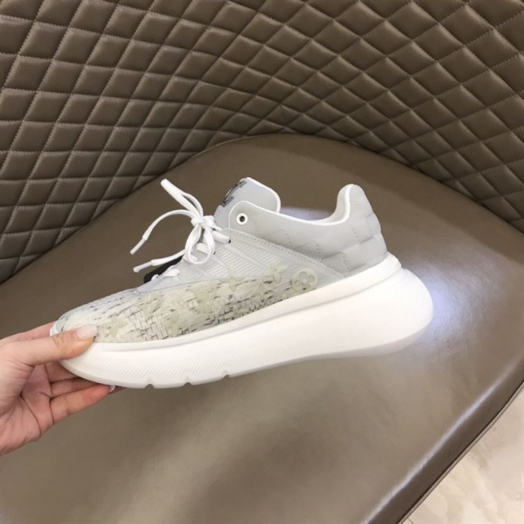 LOUIS VUITTON SHOW UP SNEAKER   LVS090