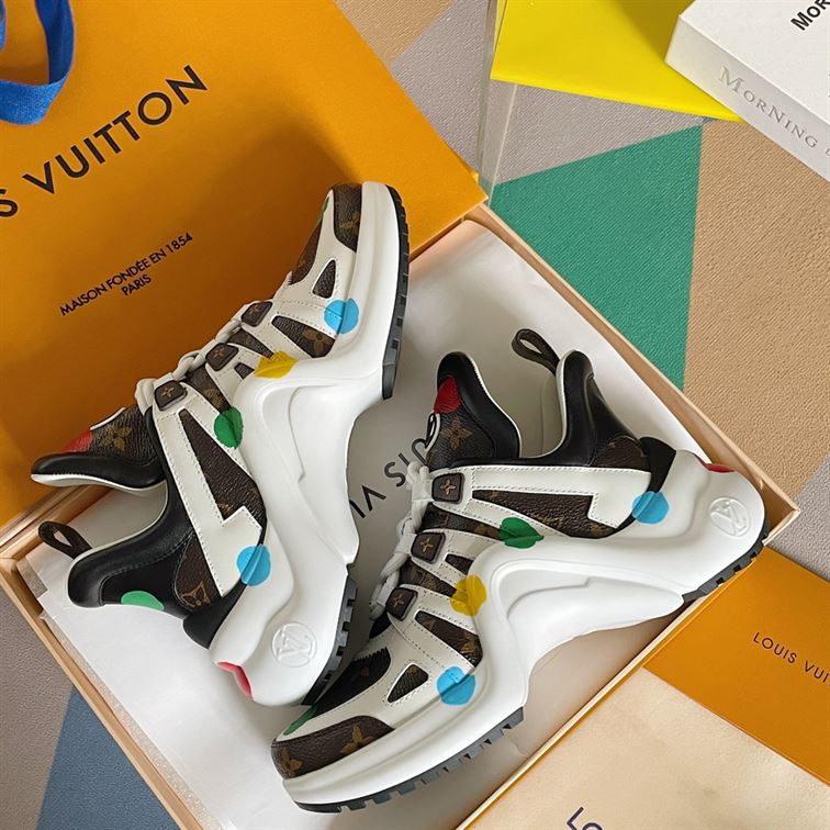 LOUIS VUITTON ARCHLIGHT TRAINERS   LVS101