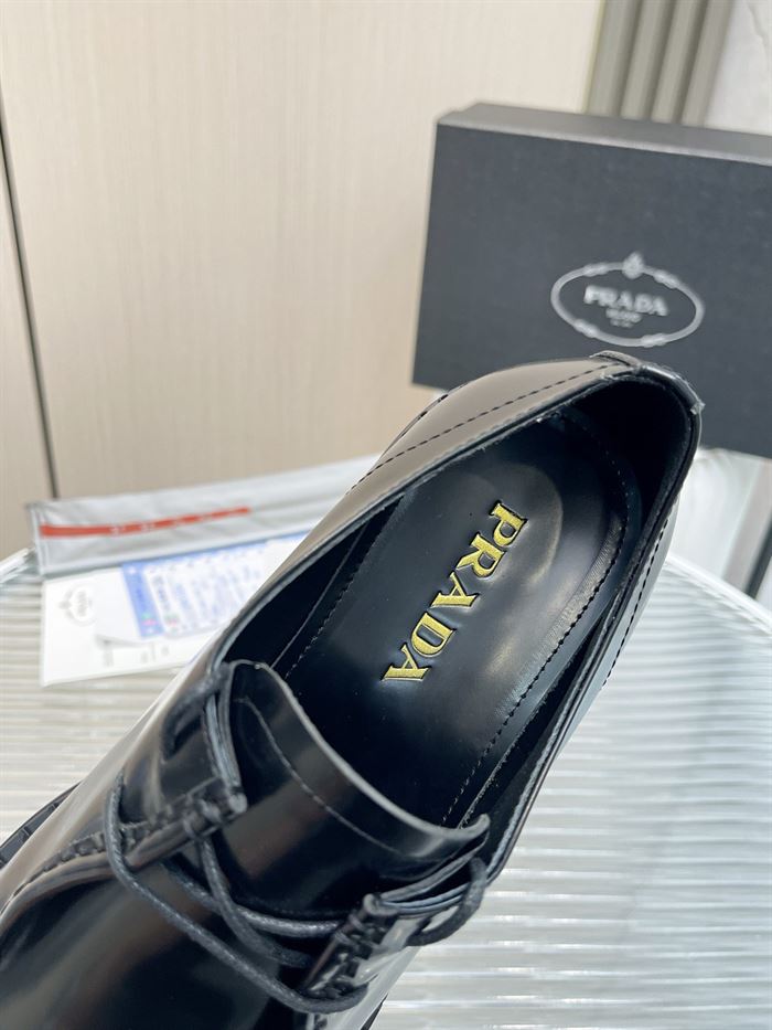 PRADA MONOLITH BRUSHED LEATHER LACE-UP SHOES   PRS039