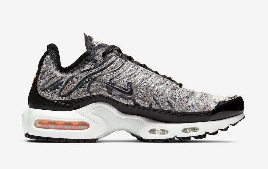 Air Max Plus  Pebbles  AR0970-001