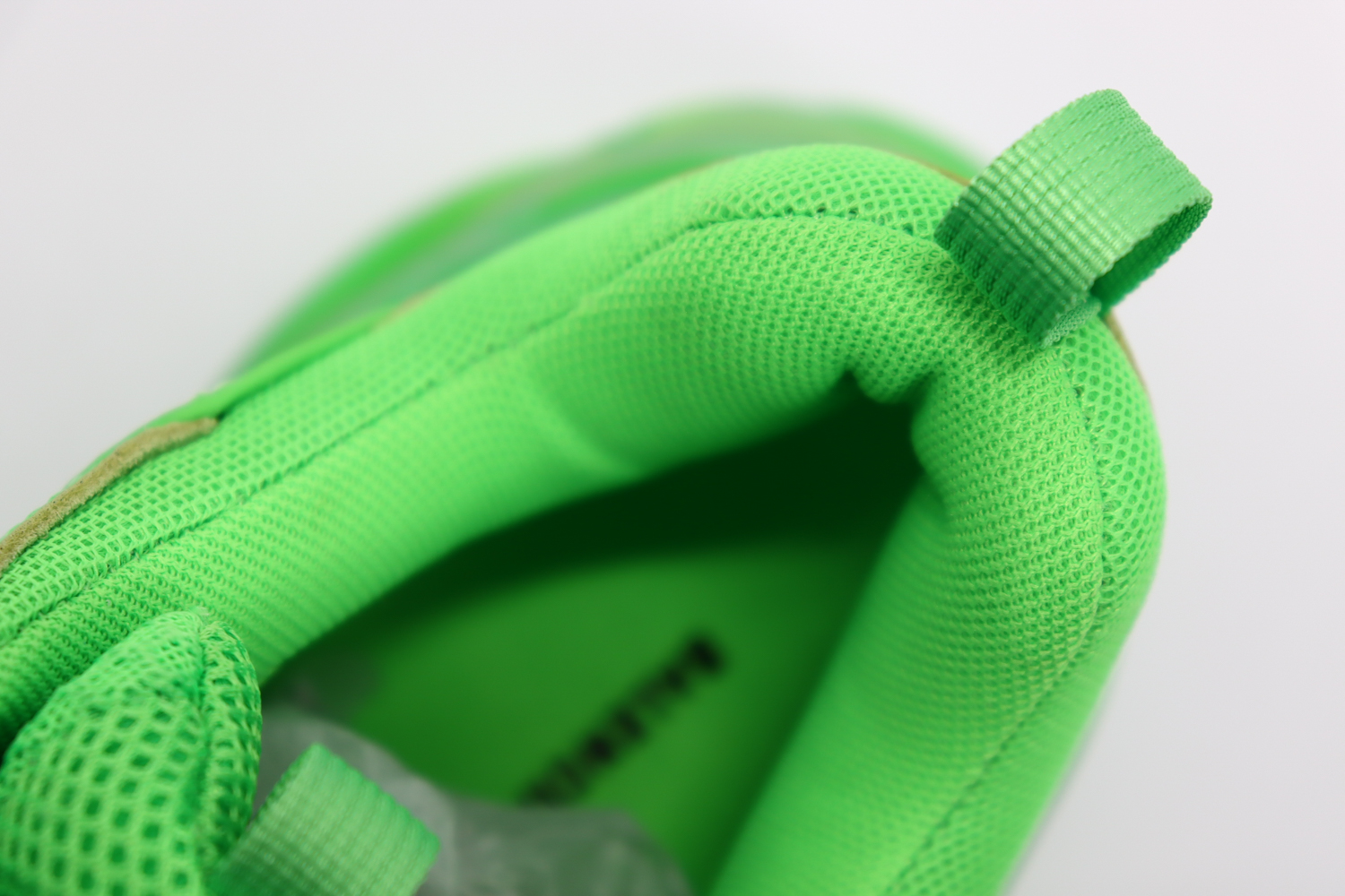 BALENCIAGA TRIPLE S GREEN REPLICA