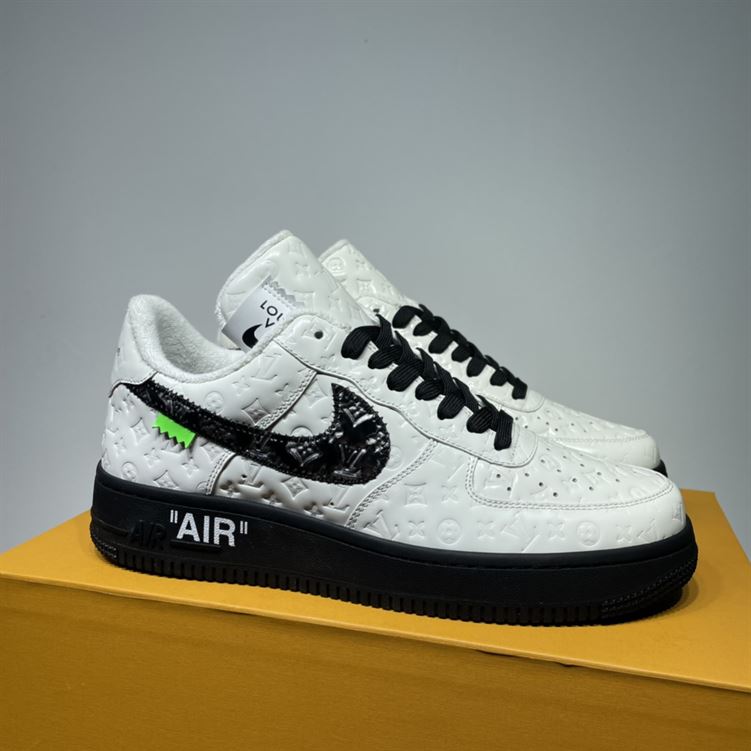 LOUIS VUITTON X NIKE AIR FORCE 1 LOW-TOP SNEAKERS   LVS137