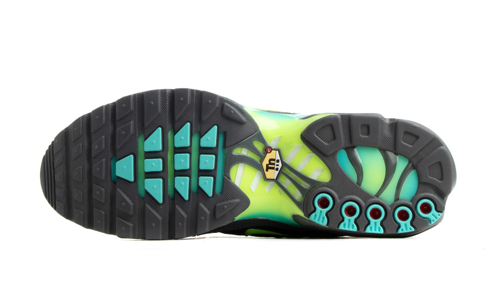 Air Max Plus  Ghost Green  CV1636-001
