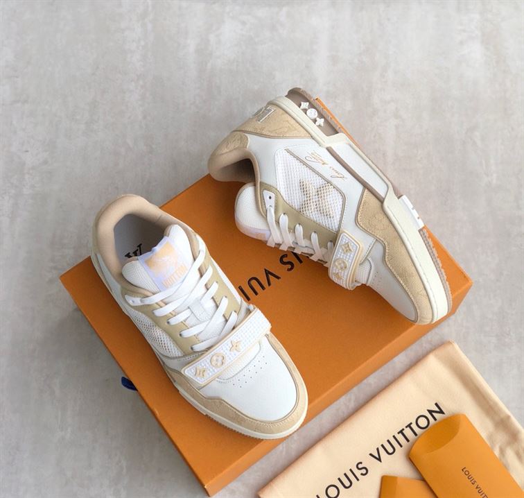 LOUIS VUITTON TRAINER BEIGE WHITE   LVS014