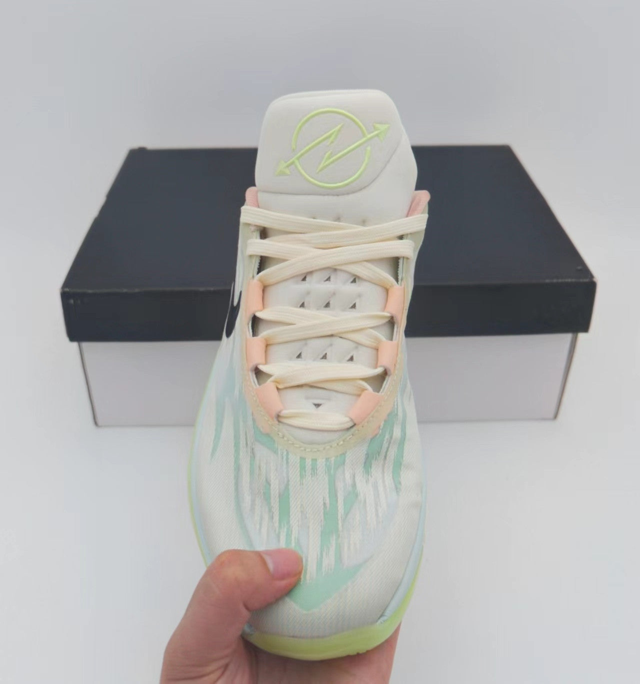 NIKE ZOOM GT CUT 2 x BARELY GREEN
