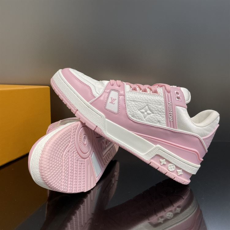 LV Shoes Replica TRAINER SNEAKER   LVS022