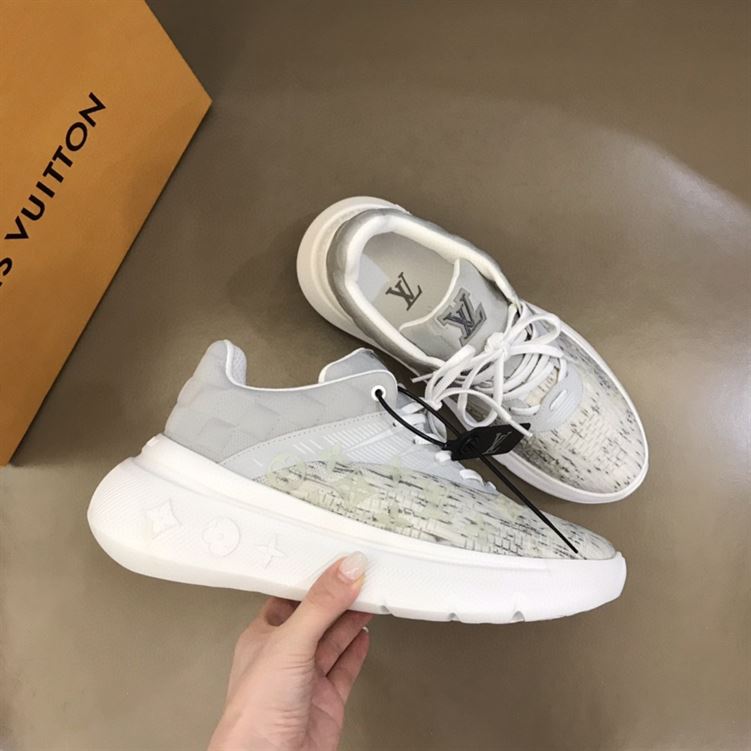 LOUIS VUITTON SHOW UP SNEAKER   LVS090