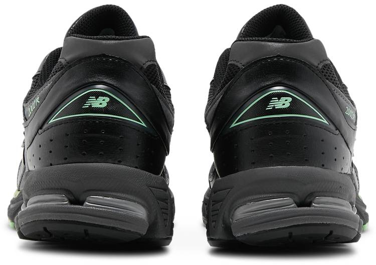 2002R  Black Green  M2002RLD