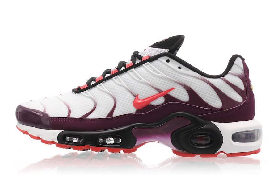 Wmns Air Max Plus  Bordeaux Ember  CD7061-101