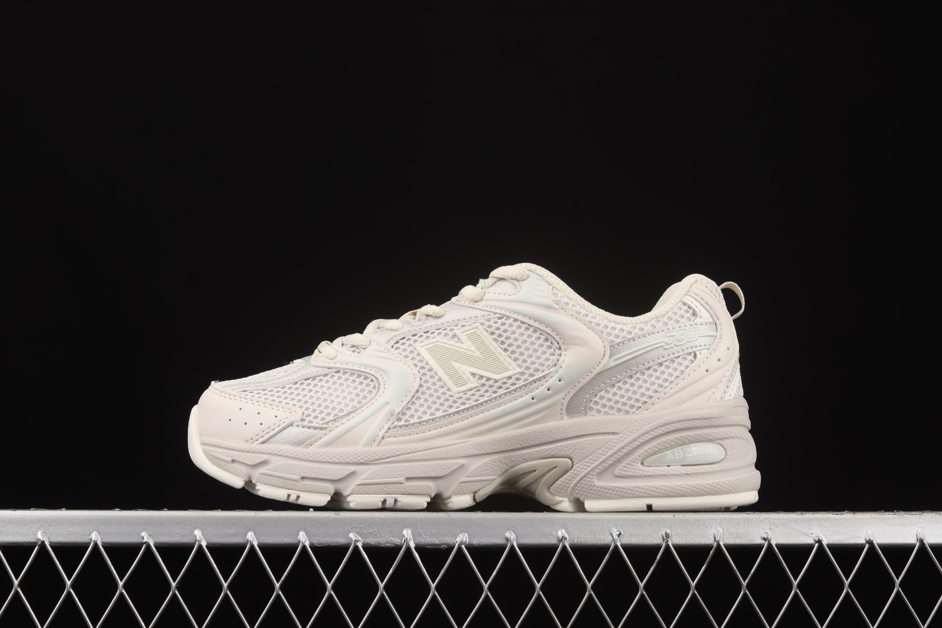530  Beige  MR530AA1