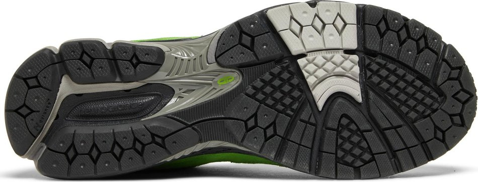 2002R  Good Vibes Pack  M2002RGZ