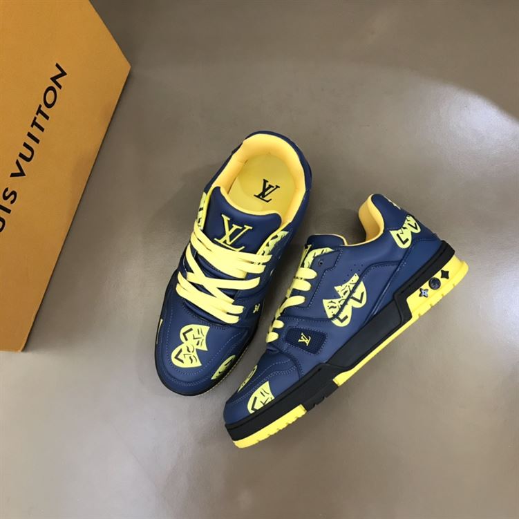 LOUIS VUITTON TRAINER SNEAKER   LVS075