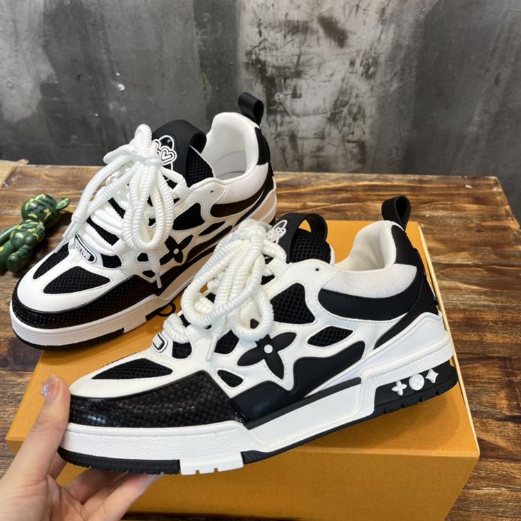 LOUIS VUITTON LVSK8 SNEAKER   LVS079