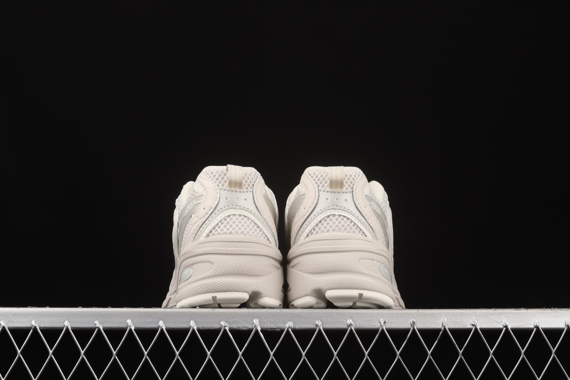 530  Beige  MR530AA1