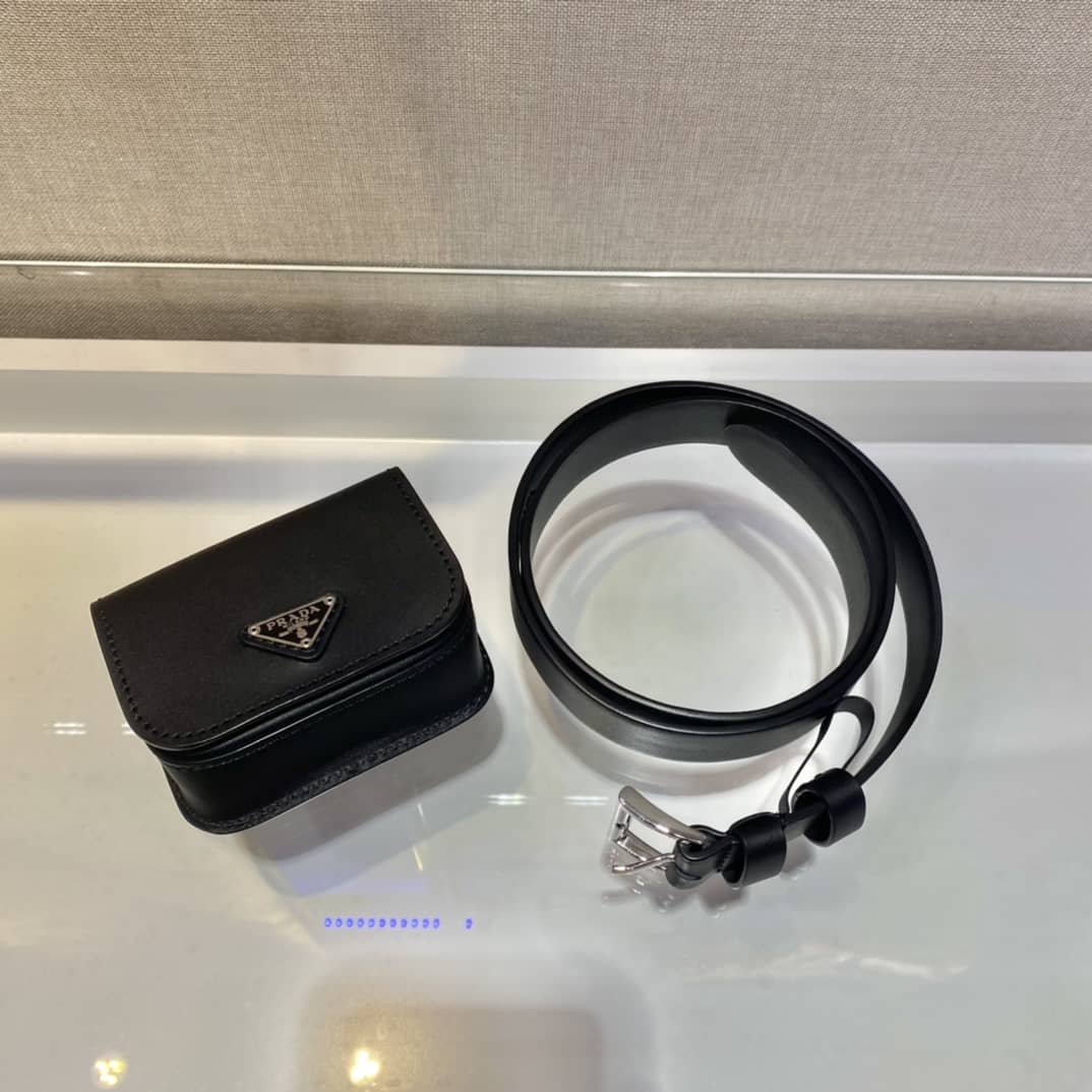 Replica Pradas Womens Leather Belt With Pouch