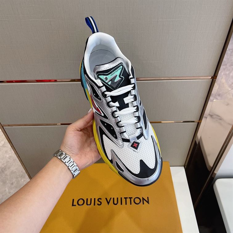LOUIS VUITTON Dupe RUNNER TATIC SNEAKER   LVS025