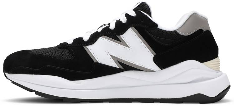 57/40  Black White  M5740CB