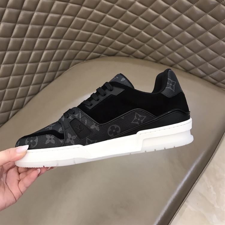 LOUIS VUITTON TRAINER BLACK MONOGRAM   LVS013