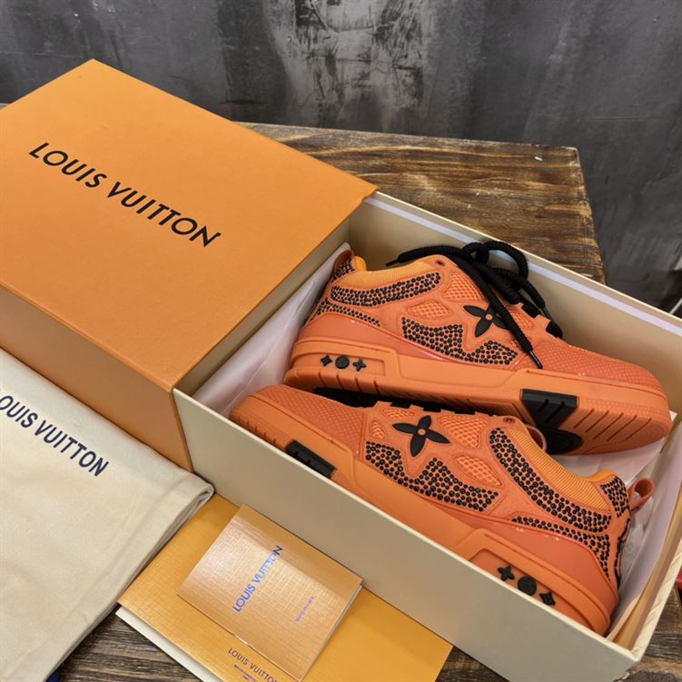 LOUIS VUITTON LVSK8 SNEAKER   LVS076