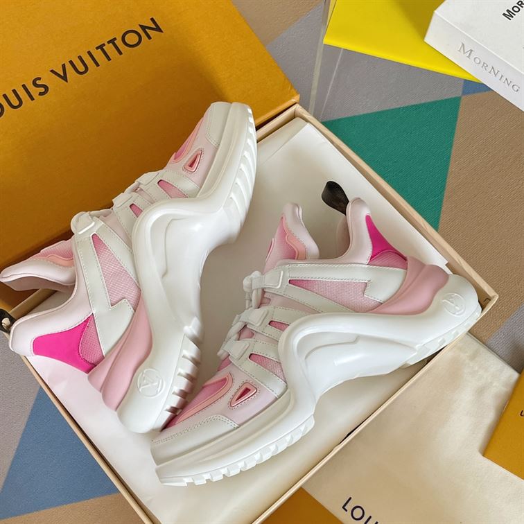 LOUIS VUITTON ARCHLIGHT TRAINERS   LVS094