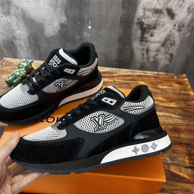 LOUIS VUITTON RUN AWAY SNEAKER   LVS050