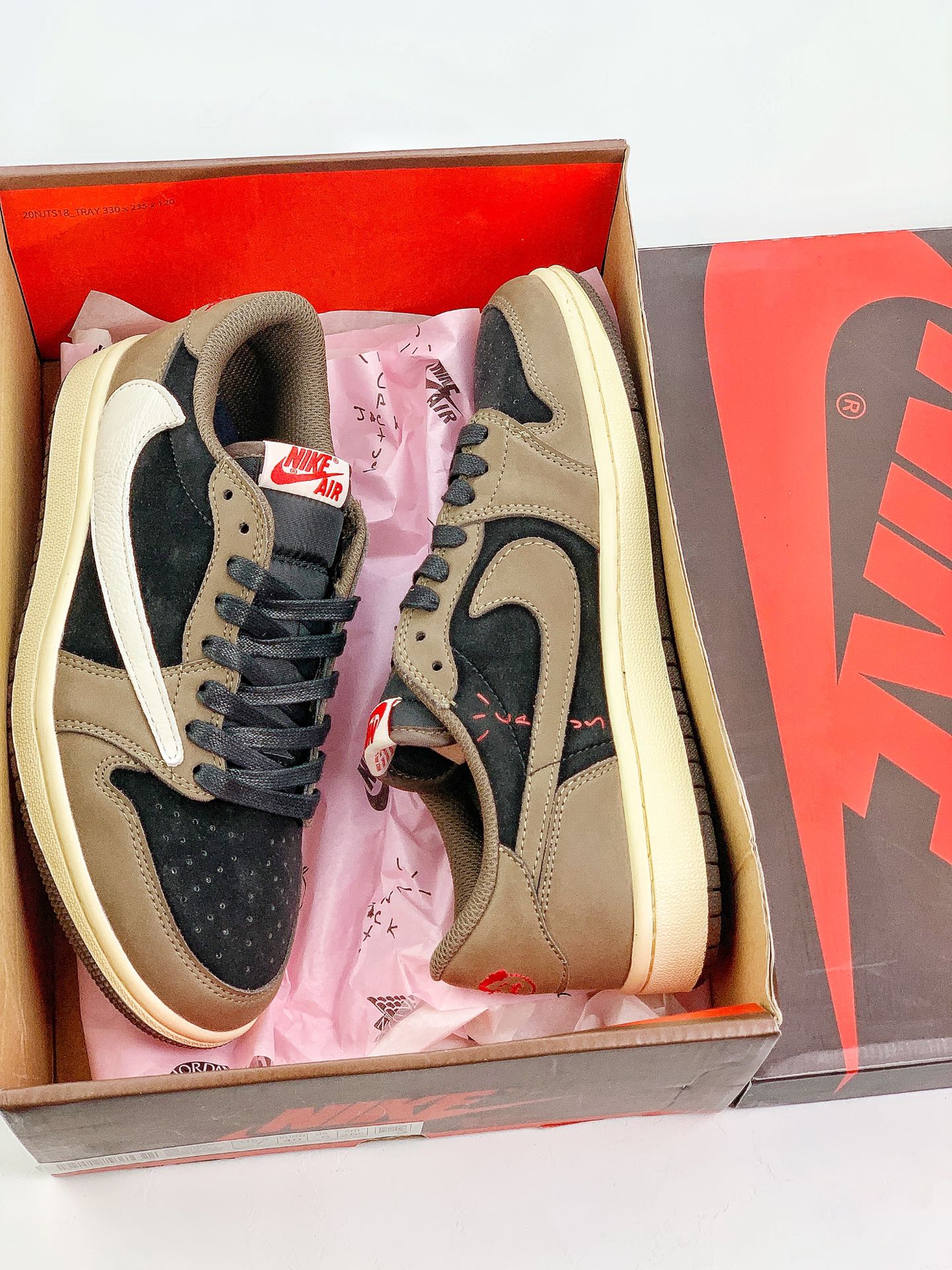 Travis Scott X Air Jordan 1 Low Mocha Extended Size