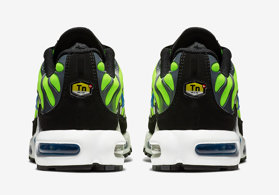 Air Max Plus  Volt  852630-700