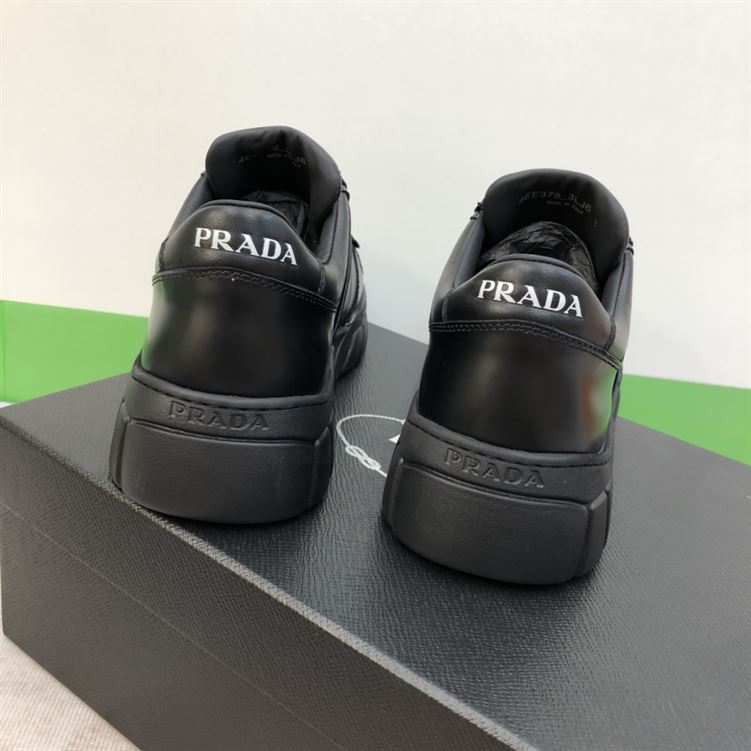 PRADA LEATHER SNEAKERS   PRS018