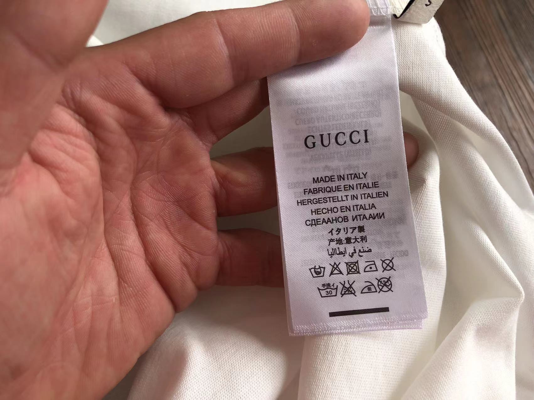 Gucci T-shirt
