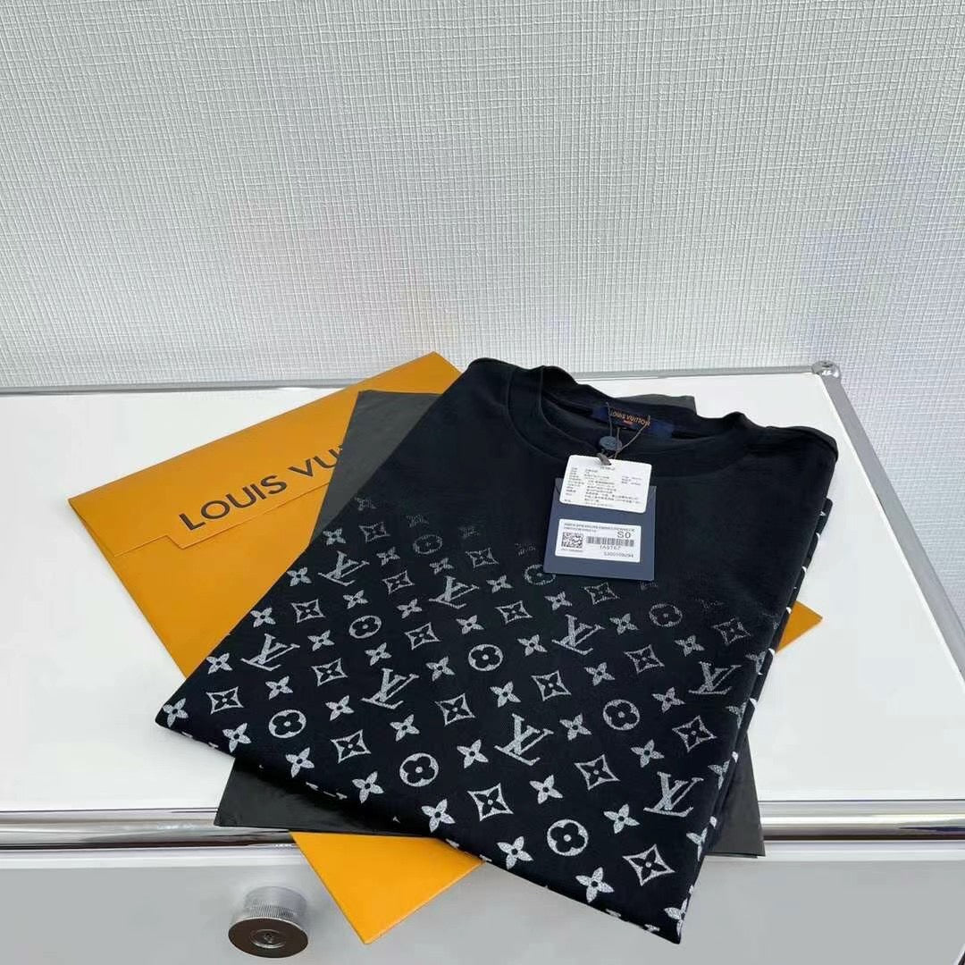 Louis Vuitton T-shirt
