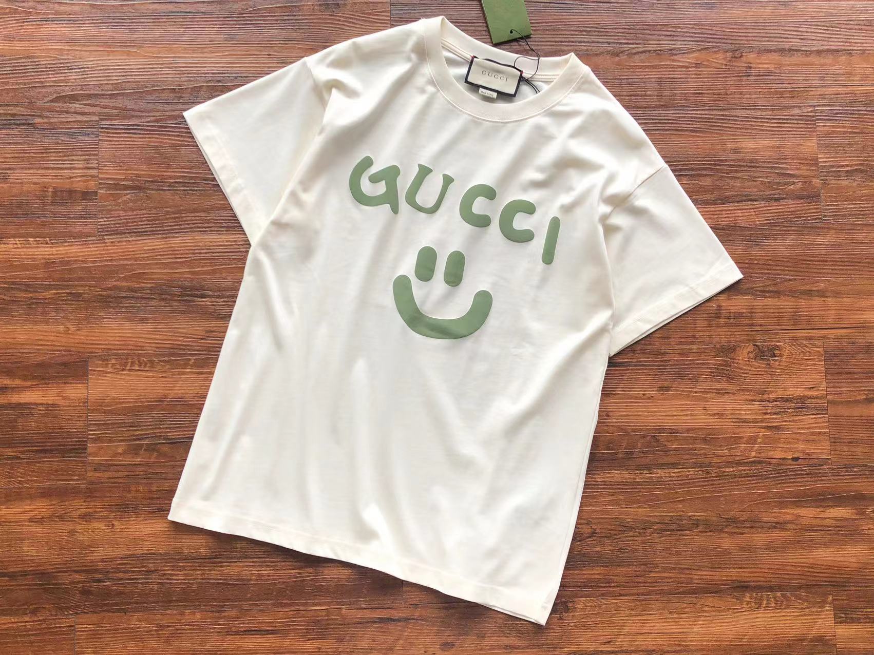 Gucci T-shirt