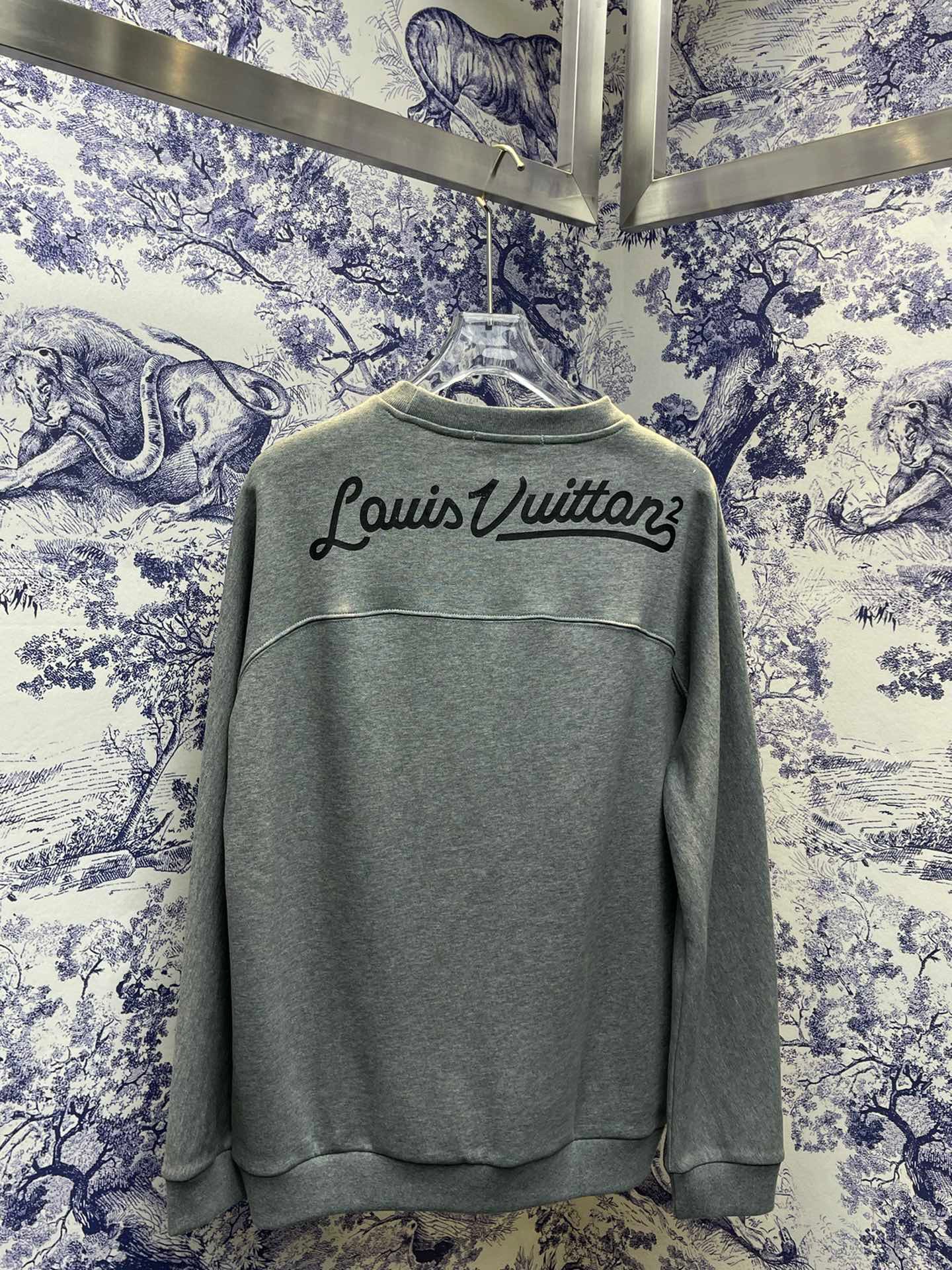 Louis Vuitton Sweatshirt