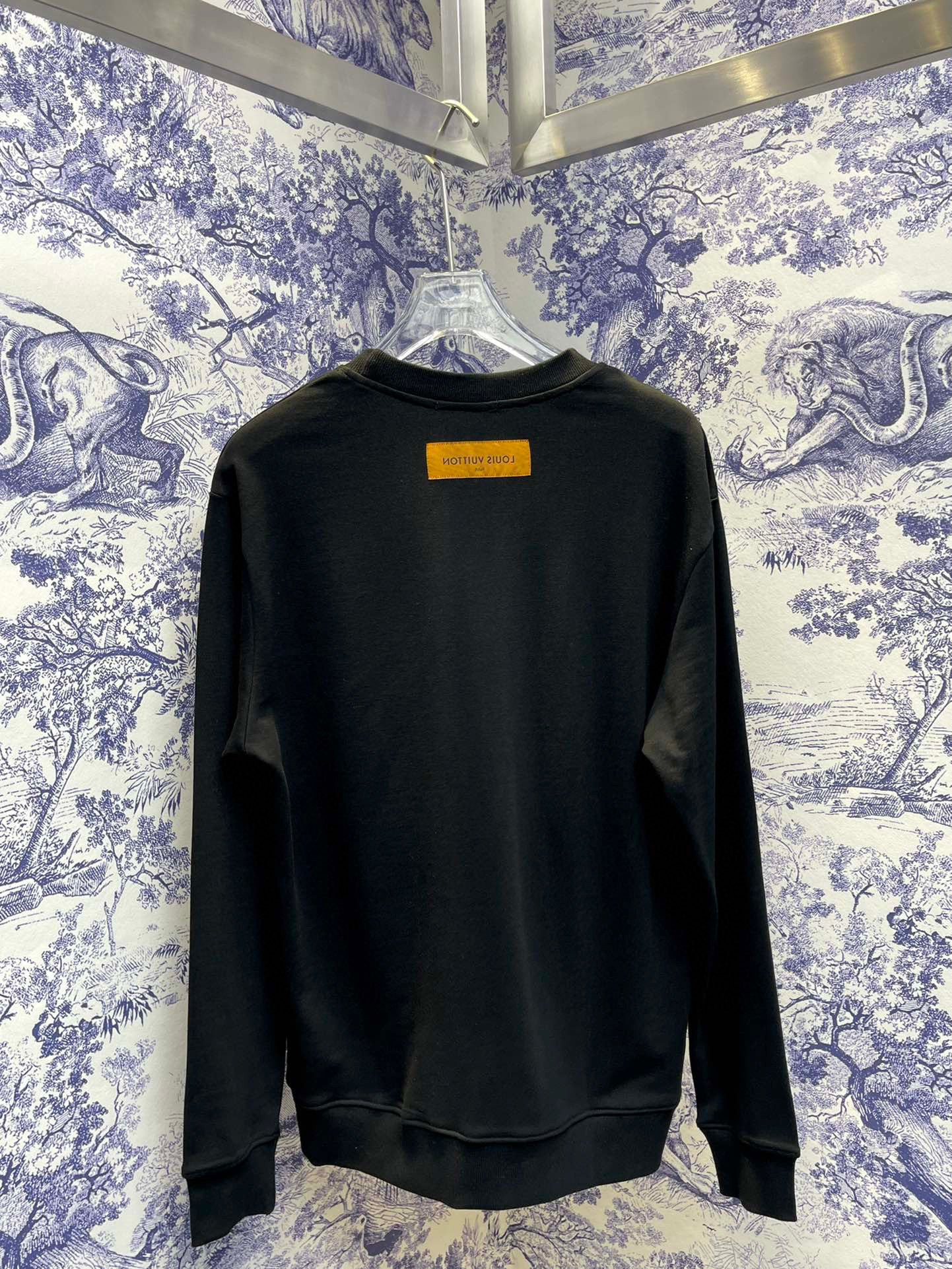Louis Vuitton Sweatshirt