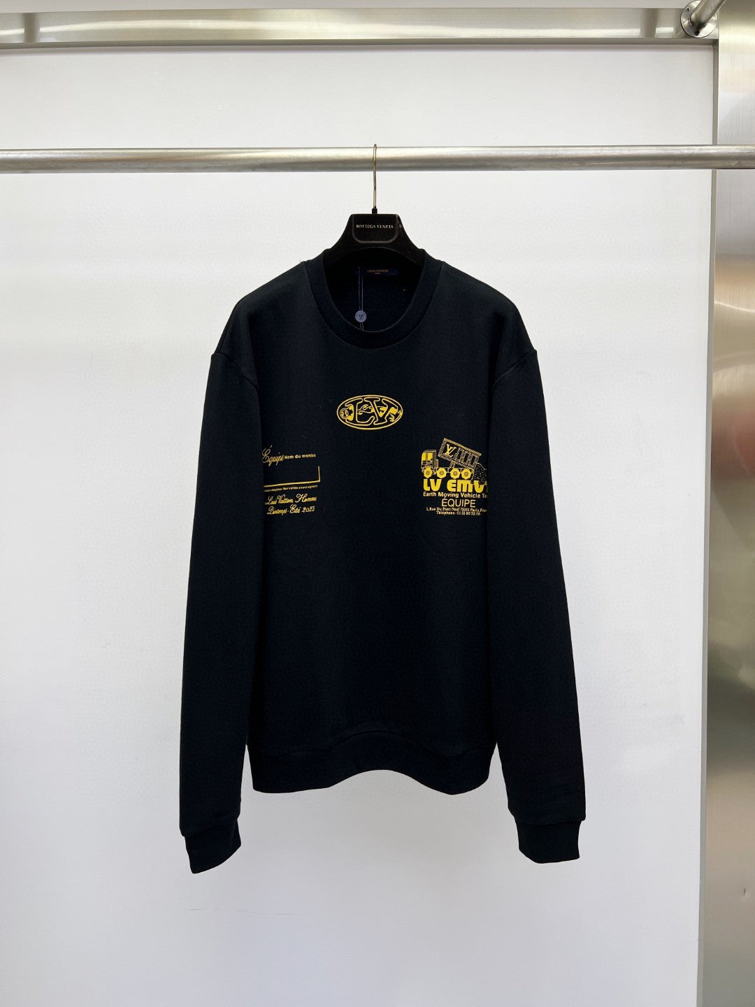 Louis Vuitton Sweatshirt