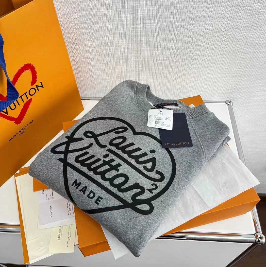 Louis Vuitton Sweatshirt