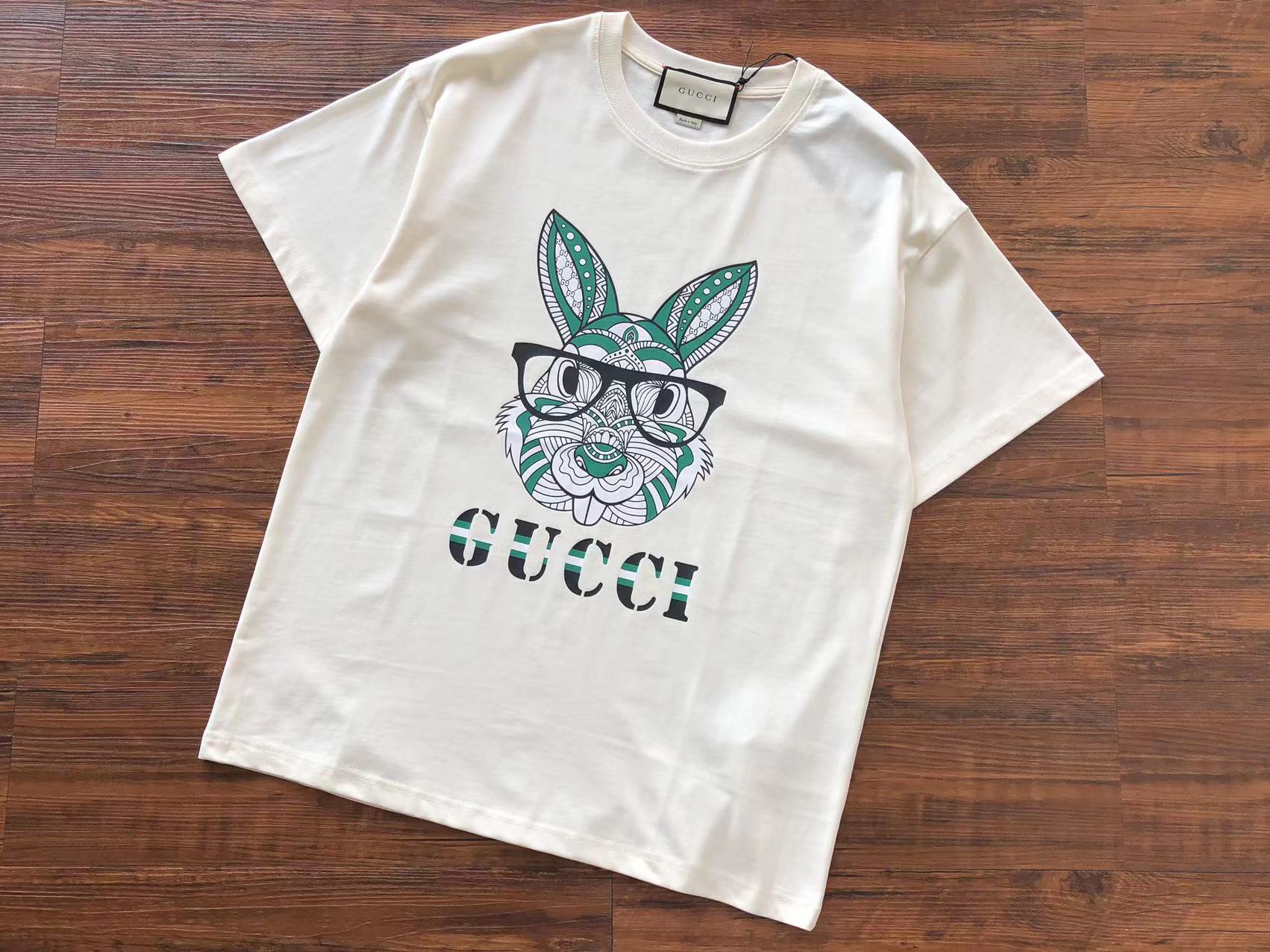 Gucci T-shirt