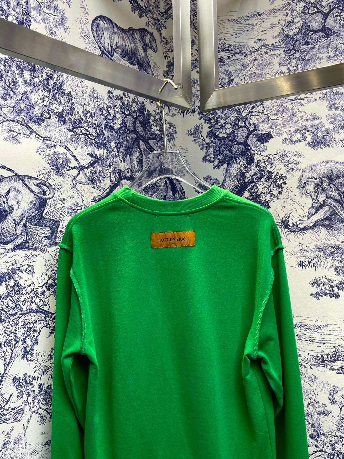 Louis Vuitton Sweatshirt