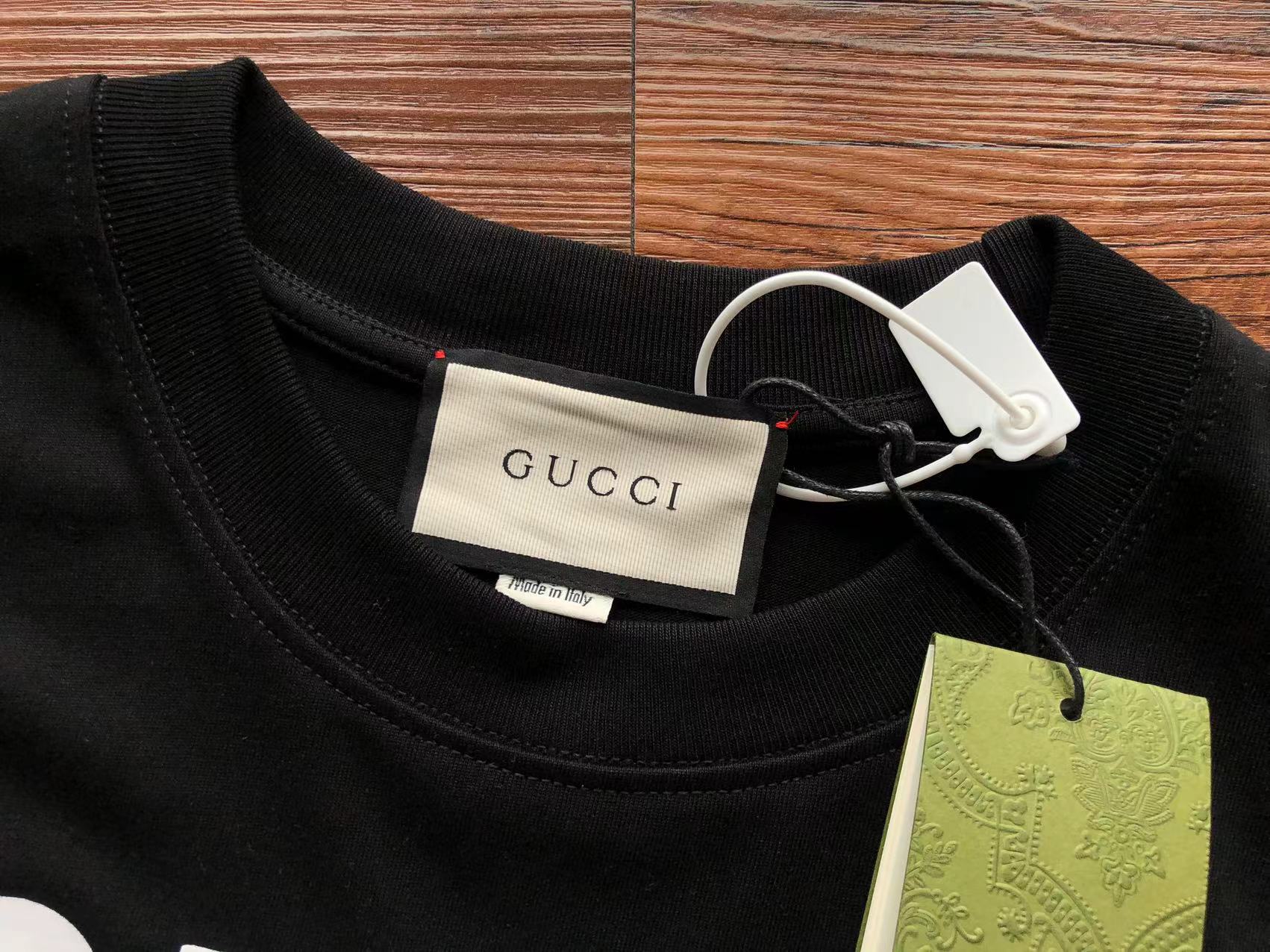 Gucci T-shirt